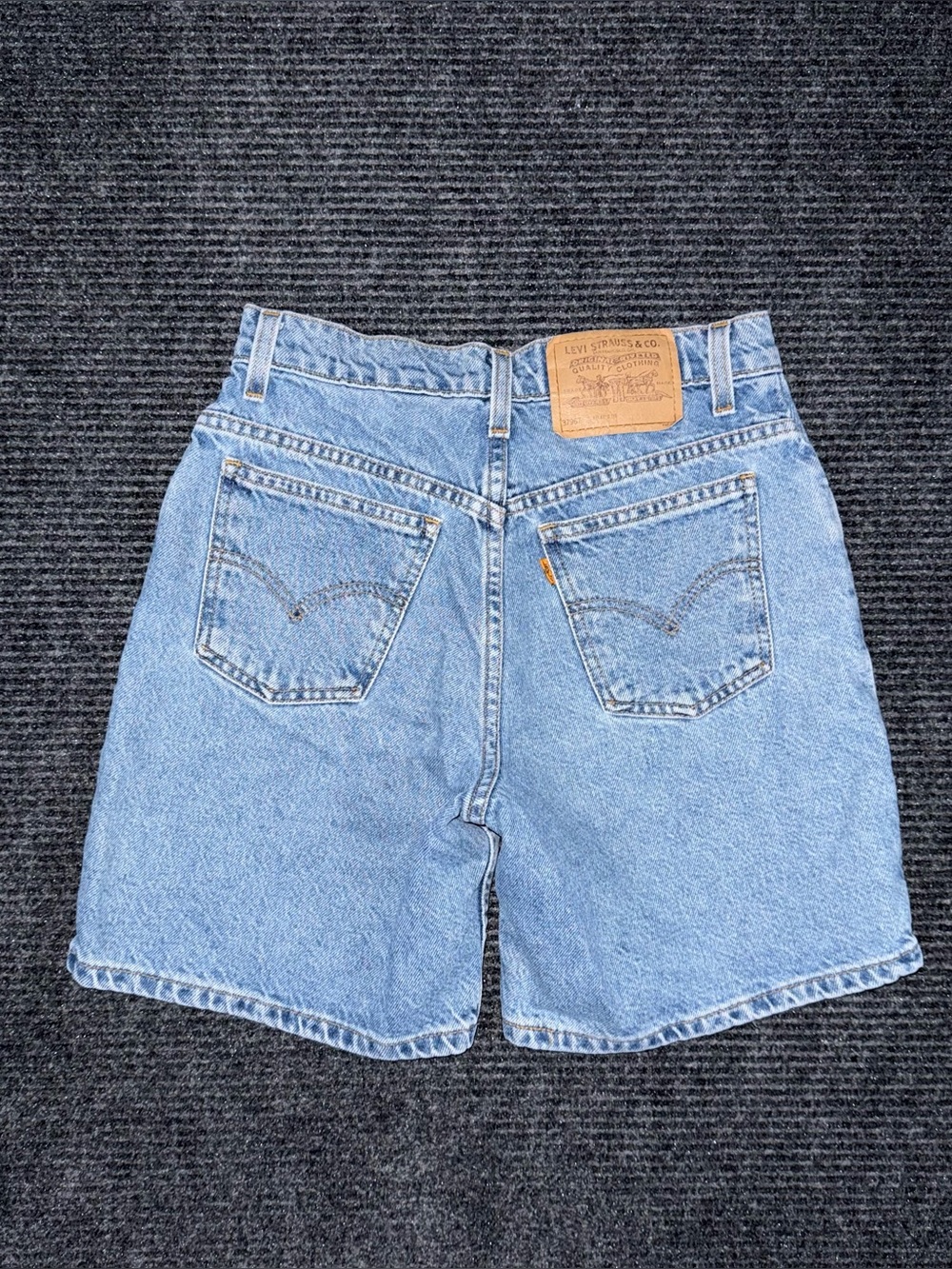 Vintage 90s Levi’s 967 Relaxed Fit Denim Shorts Sz 3 / 26 Orange Tab Jorts